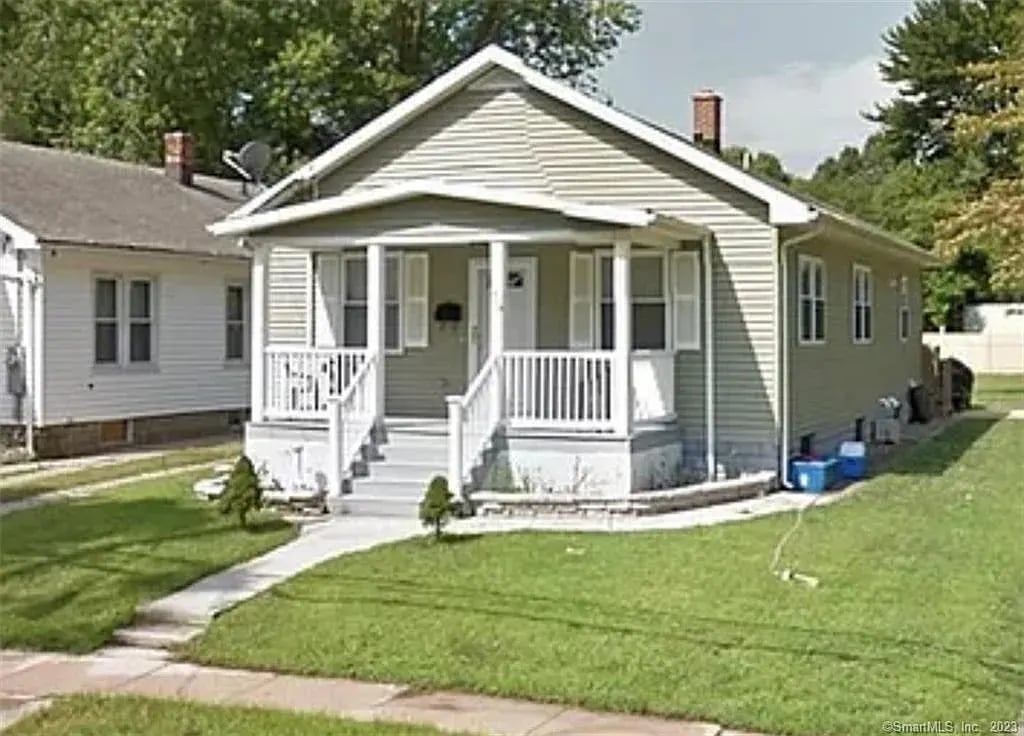 79 Woodcrest Ave
