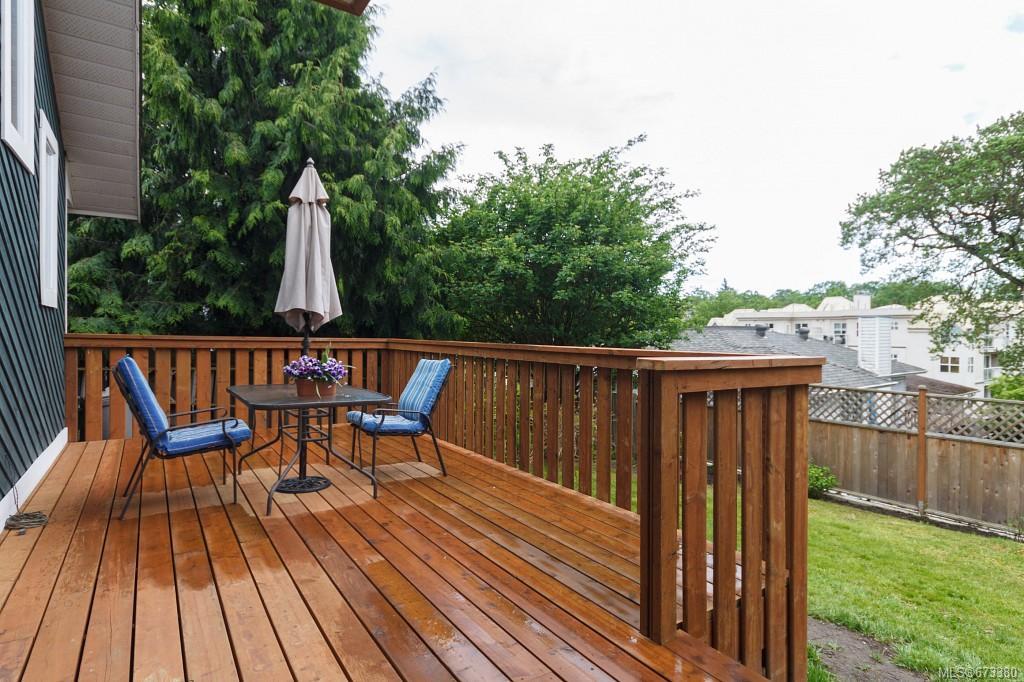 1389 Vista Hts, Victoria