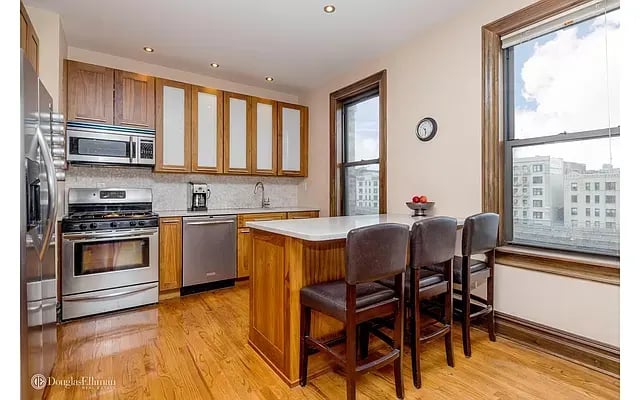 825 West 179th Street Unit: 4A