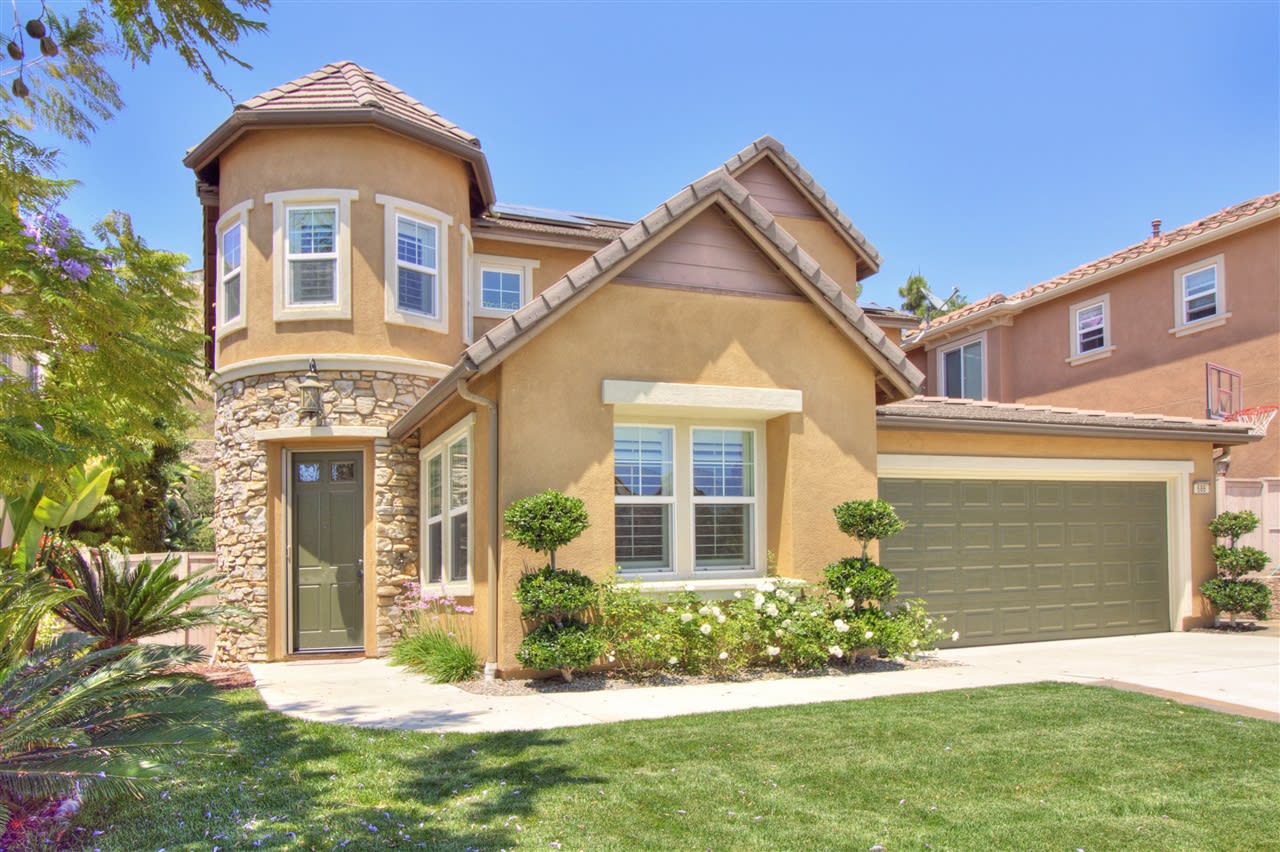 686 Weatherstone Way