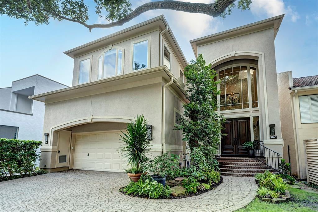 9163 Briar Forest Dr