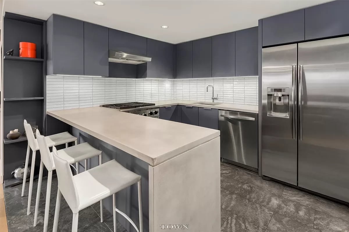 11 5th Avenue, Unit 12AB