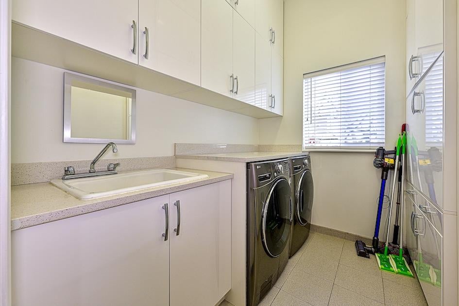 660 Cliff Ave