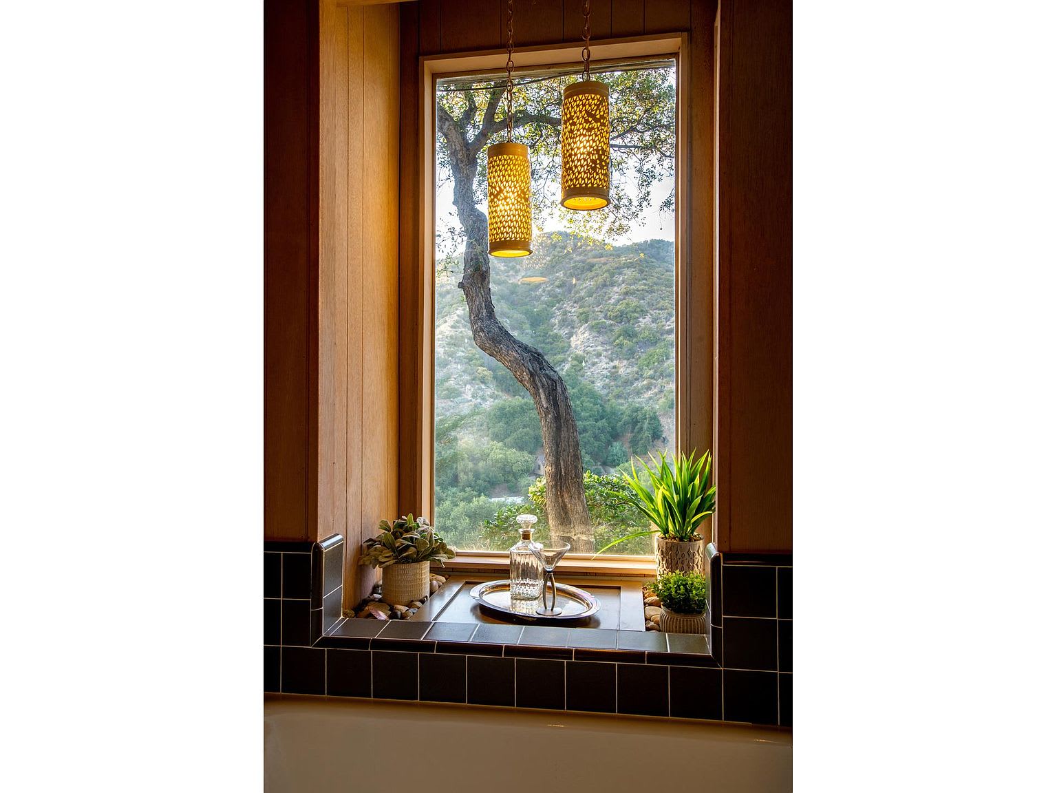 6211 Gyral Dr