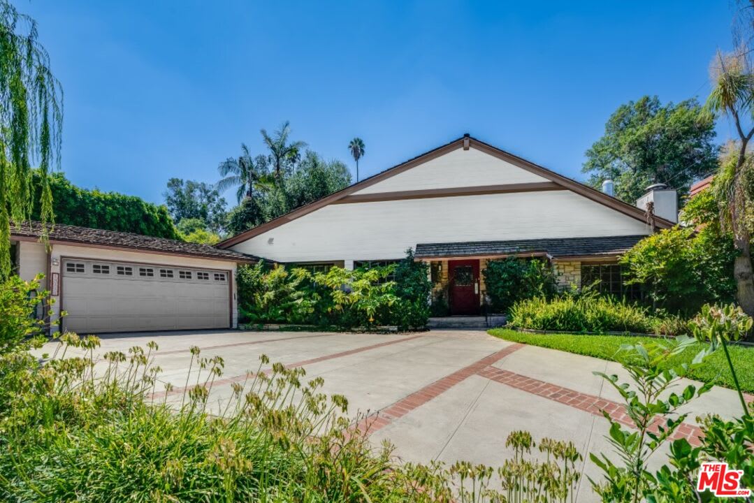 14110 Valley Vista Boulevard