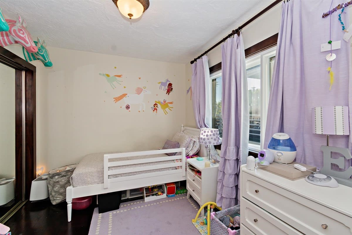 742 Loma Vista