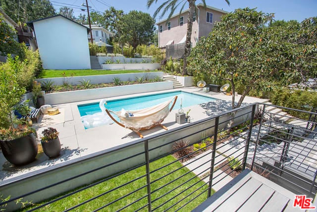 2607 Riverside Ter