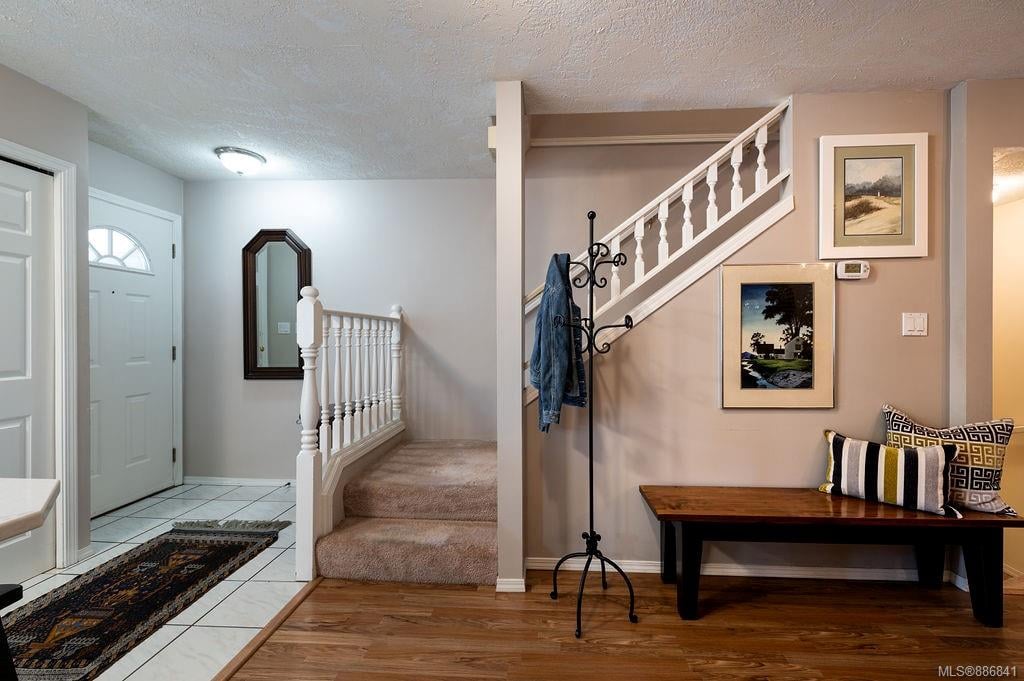7-4540 W Saanich Rd