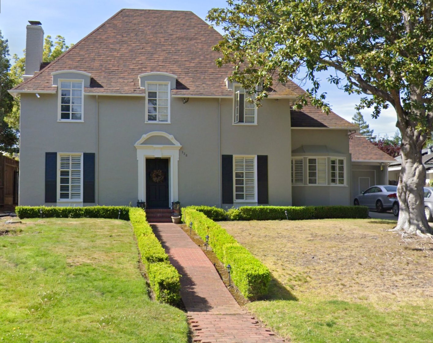 328 W Poplar Avenue