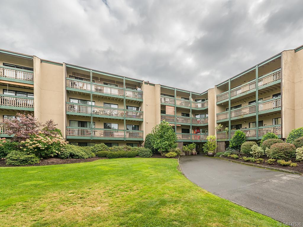 308-3277 Quadra St