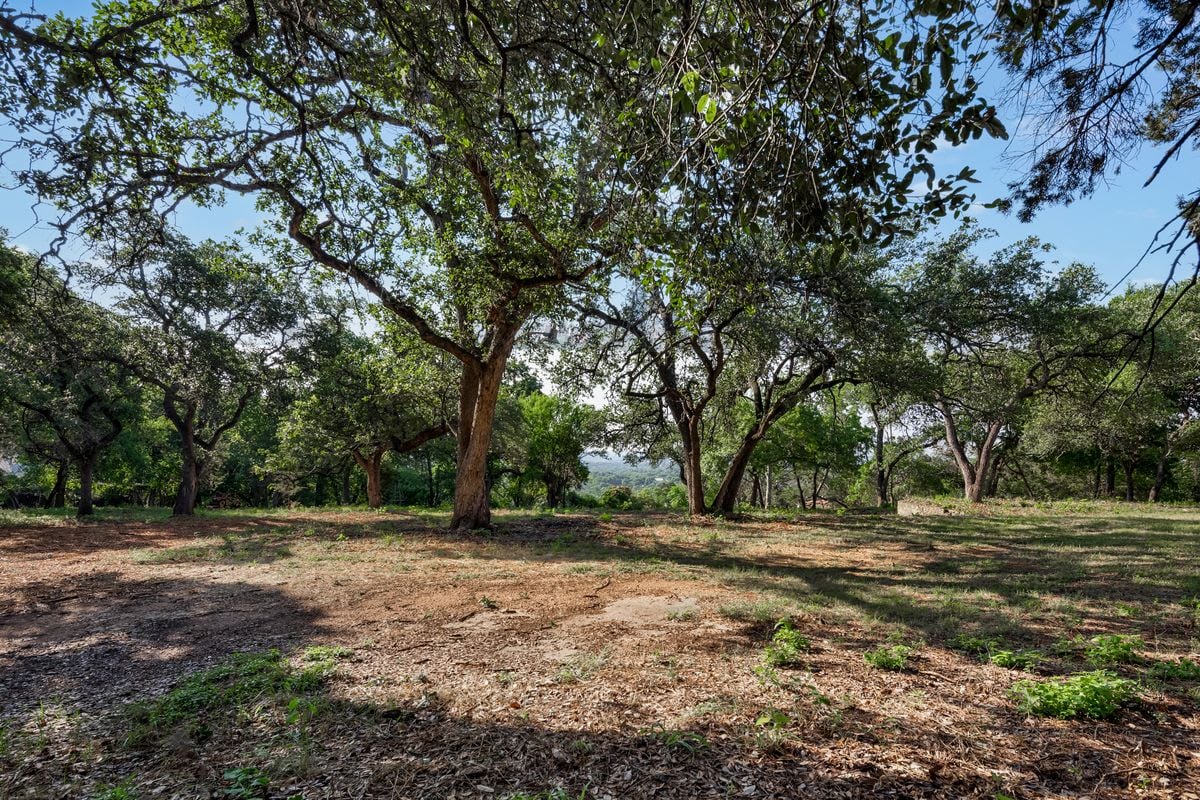 PANORAMIC CITY VIEWS | WESTLAKE LOT