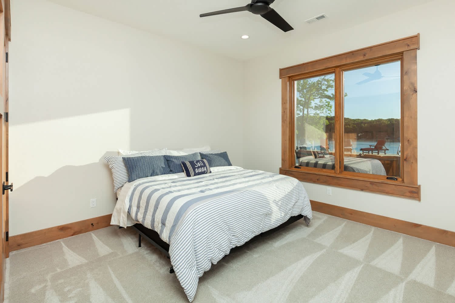 5065 Panorama Drive