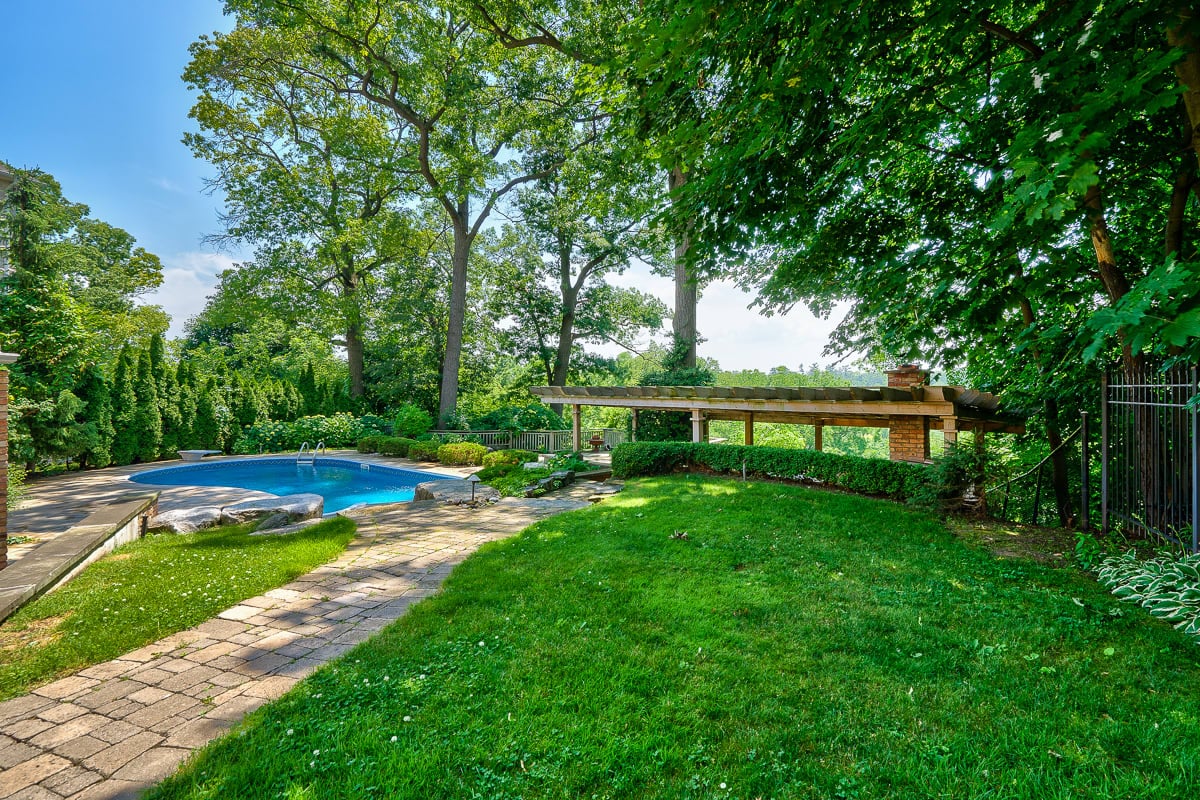 1026 Mississauga Heights Drive