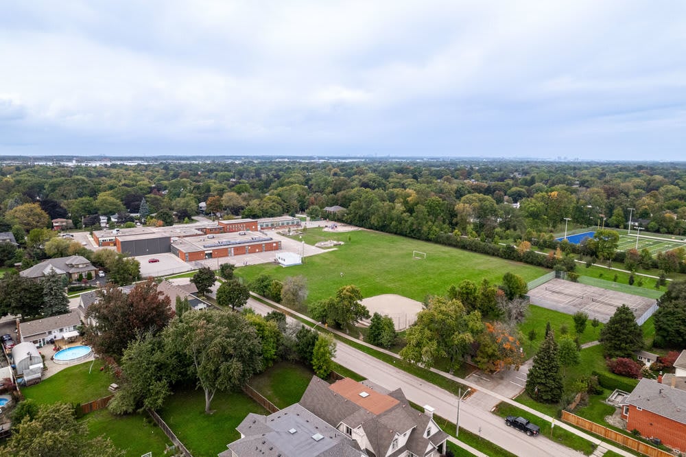 2304 Sovereign Street, Oakville