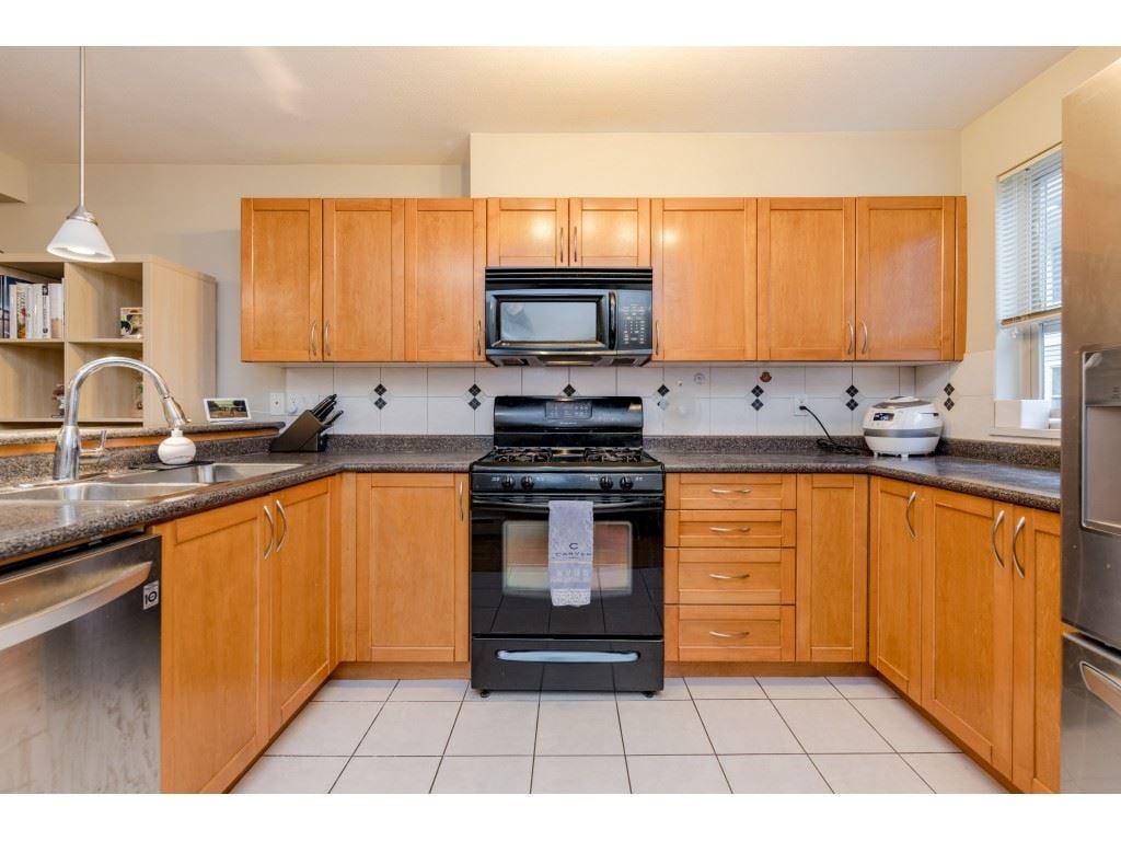 216-2432 Welcher Ave