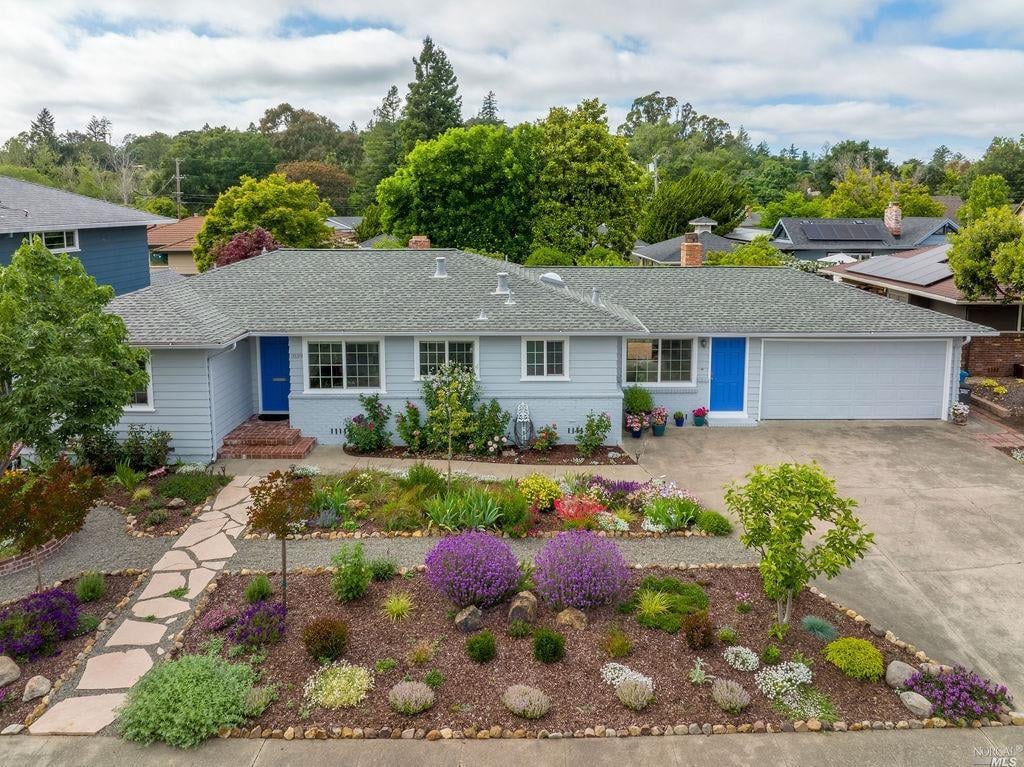 3139 Hartley Dr