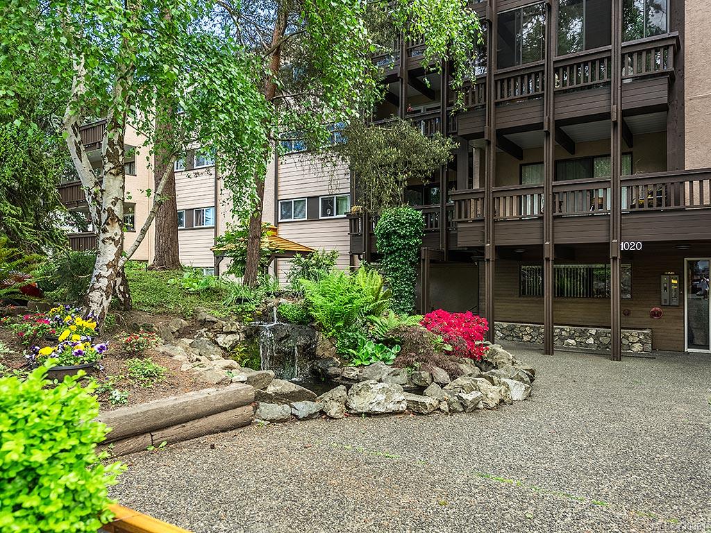 306-1020 Esquimalt Rd