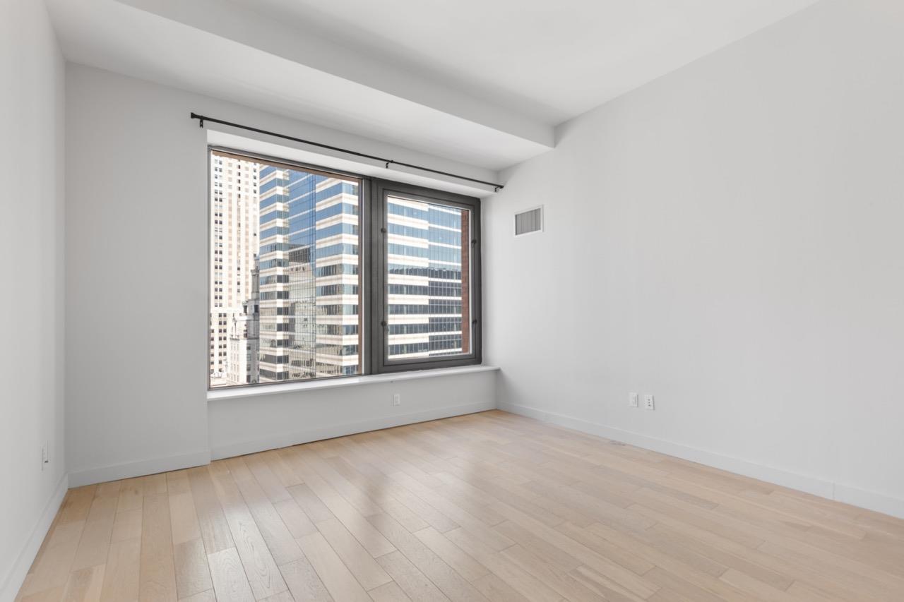 75 Wall Street, Apt 32-B