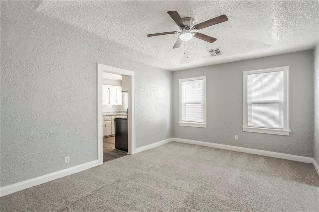 738 N Chapman Ave.