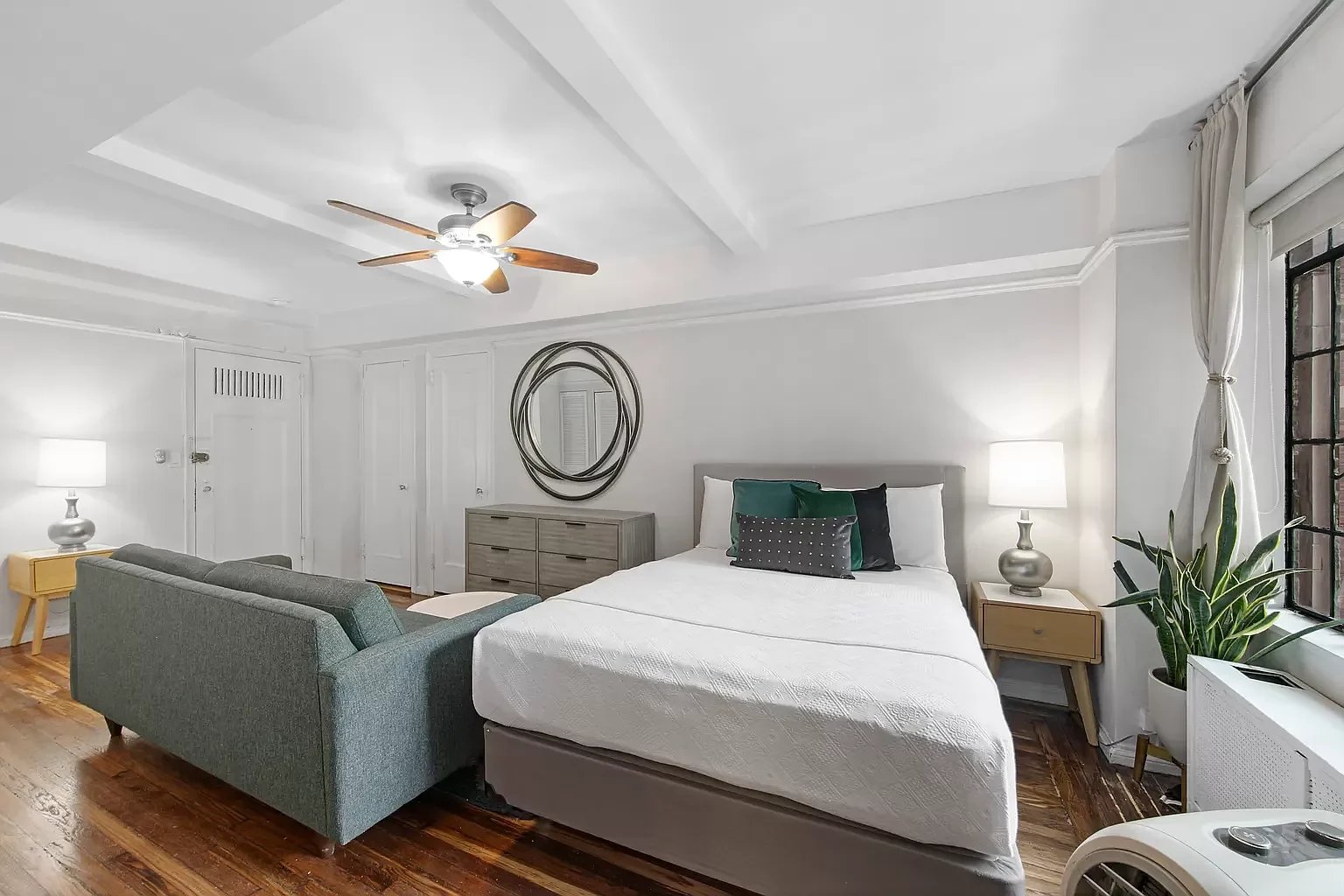 45 Tudor City Pl, #414