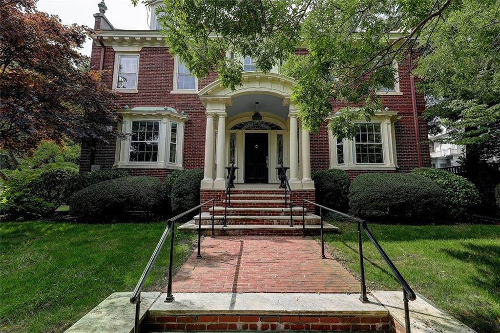 37 COOKE ST