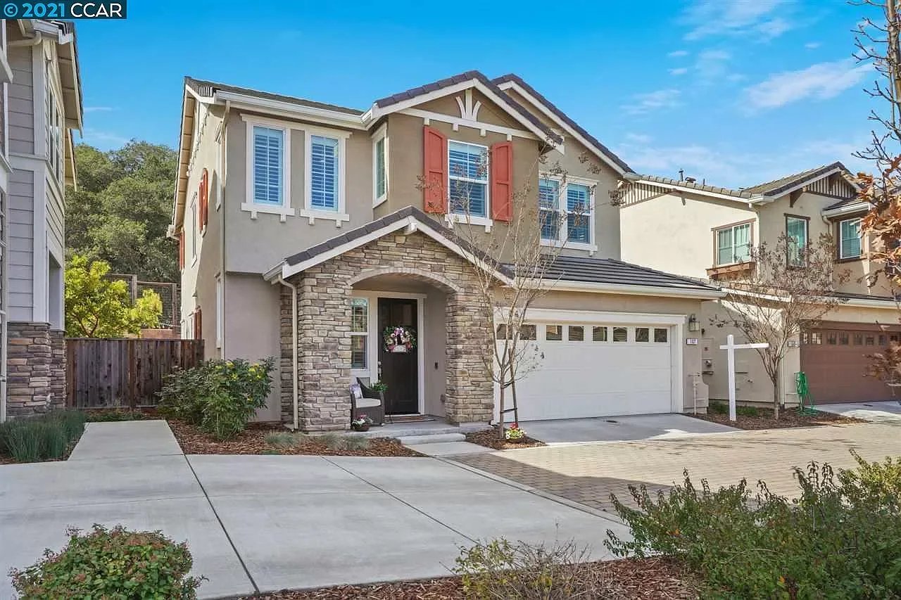 107 Elworthy Ranch Dr