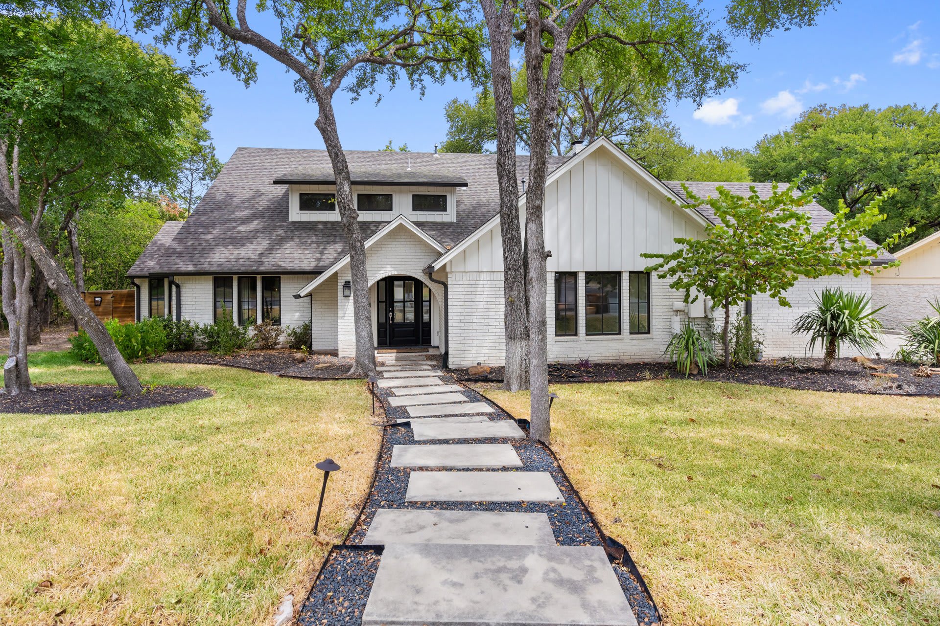3100 Thousand Oaks
