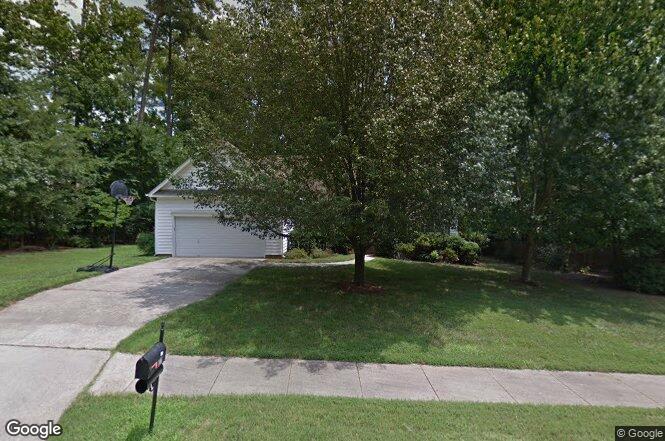 106 Arthur Ln