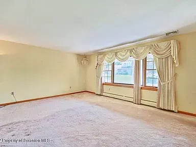 705 Epirus Hill