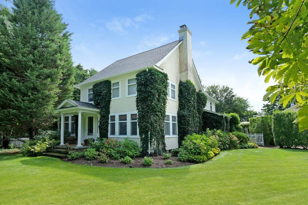 Published Water Mill Farmhouse with Pool