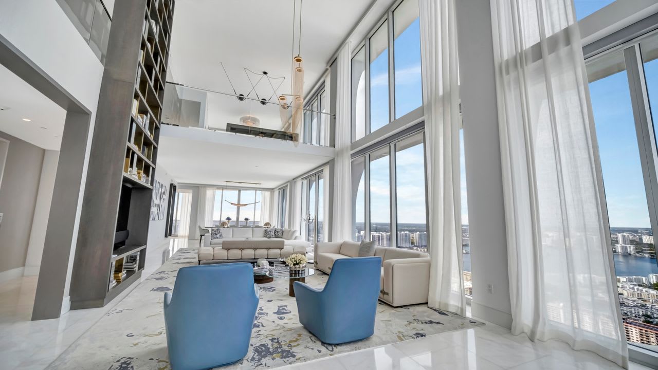 16901 Collins Ave, #5303