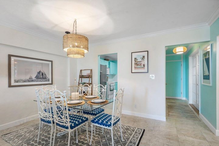 917 N Flagler Drive 108