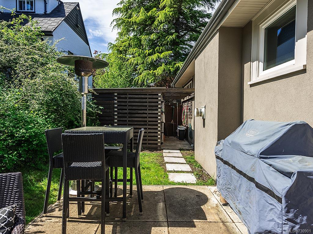 687 Island Rd