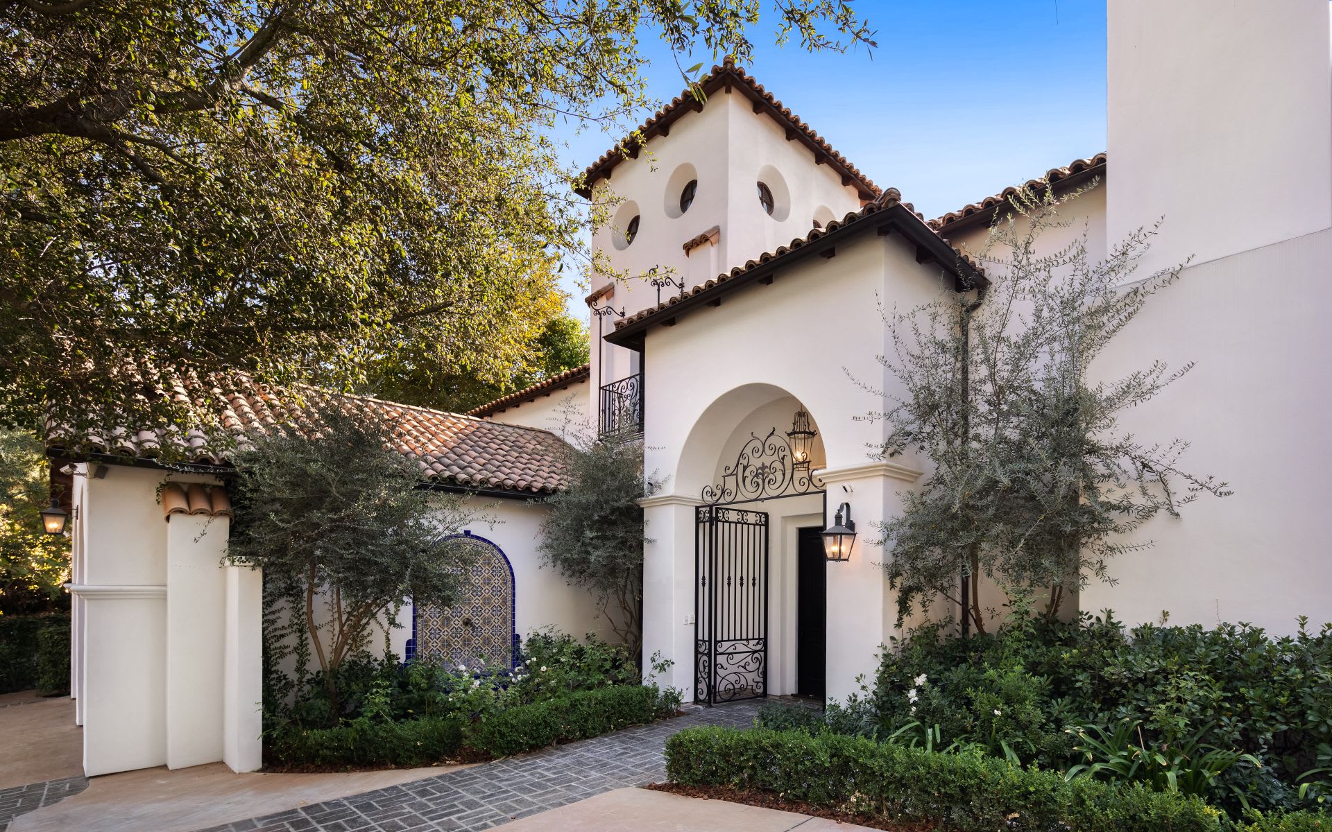 Spanish Villa - Beverly Hills