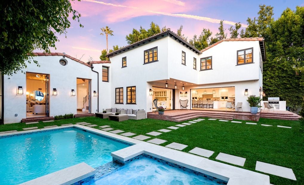 623 Walden Dr