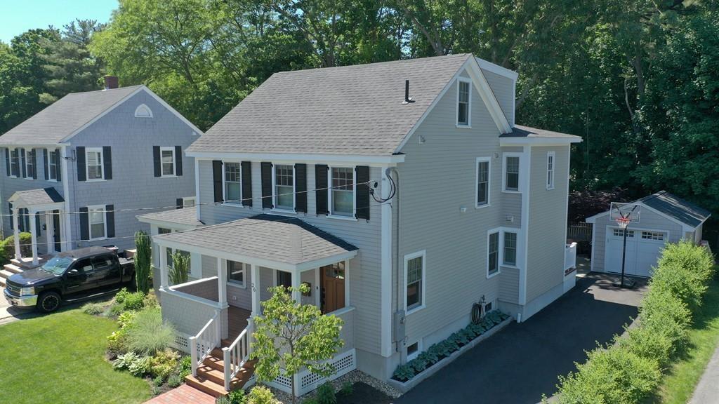 26 Plummer Ave