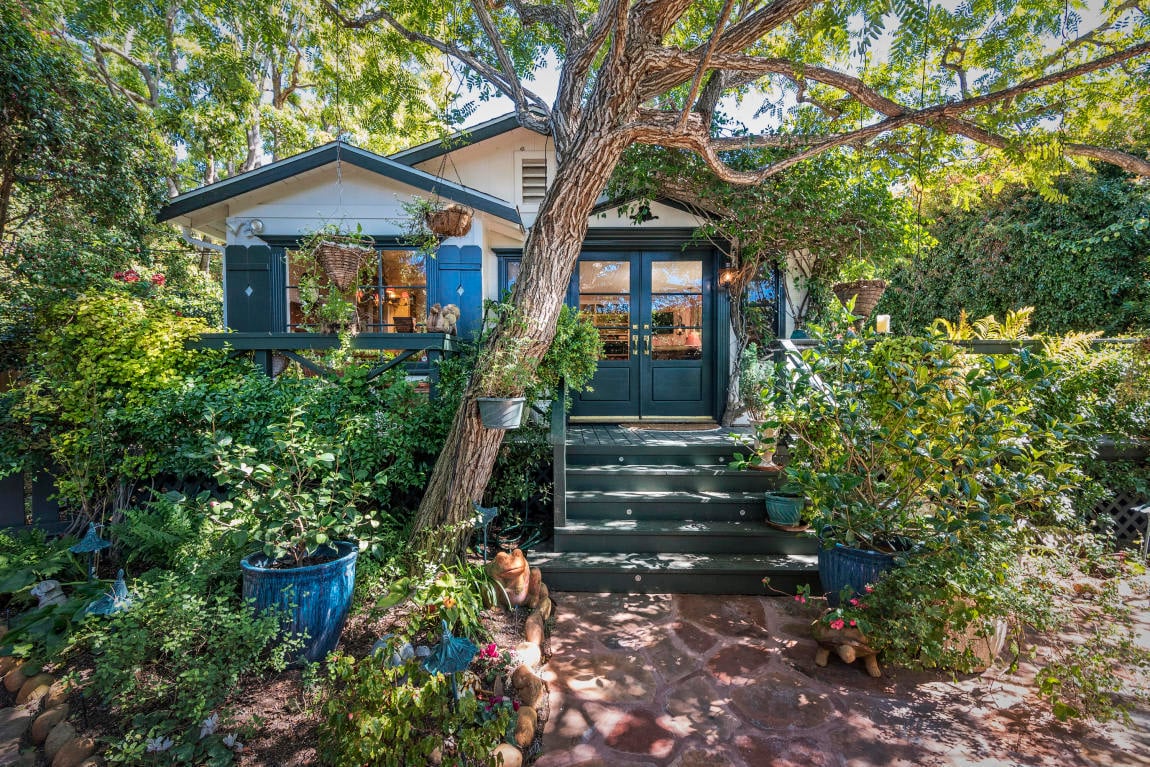 80 Virginia Ln