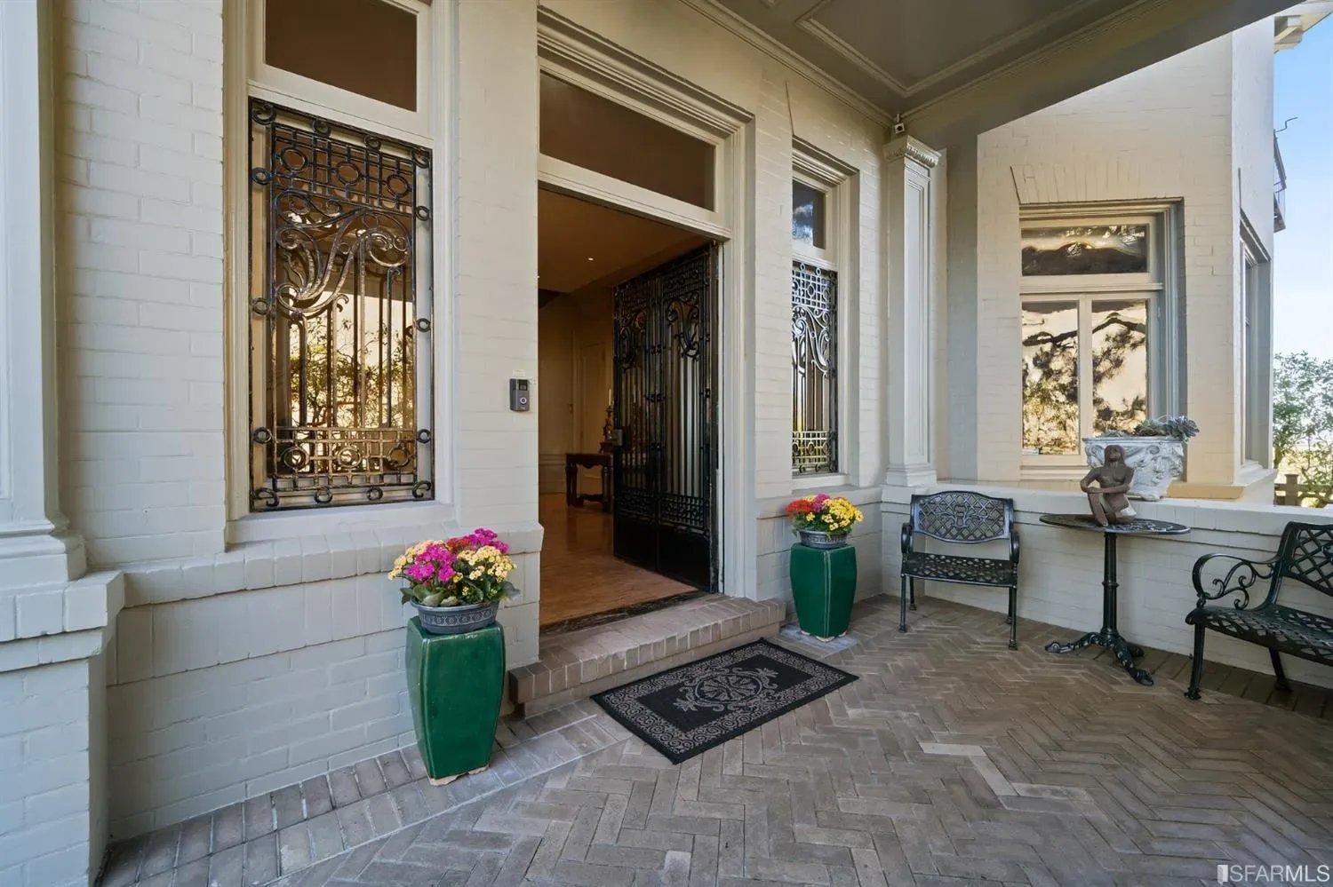 2640 Jackson Street