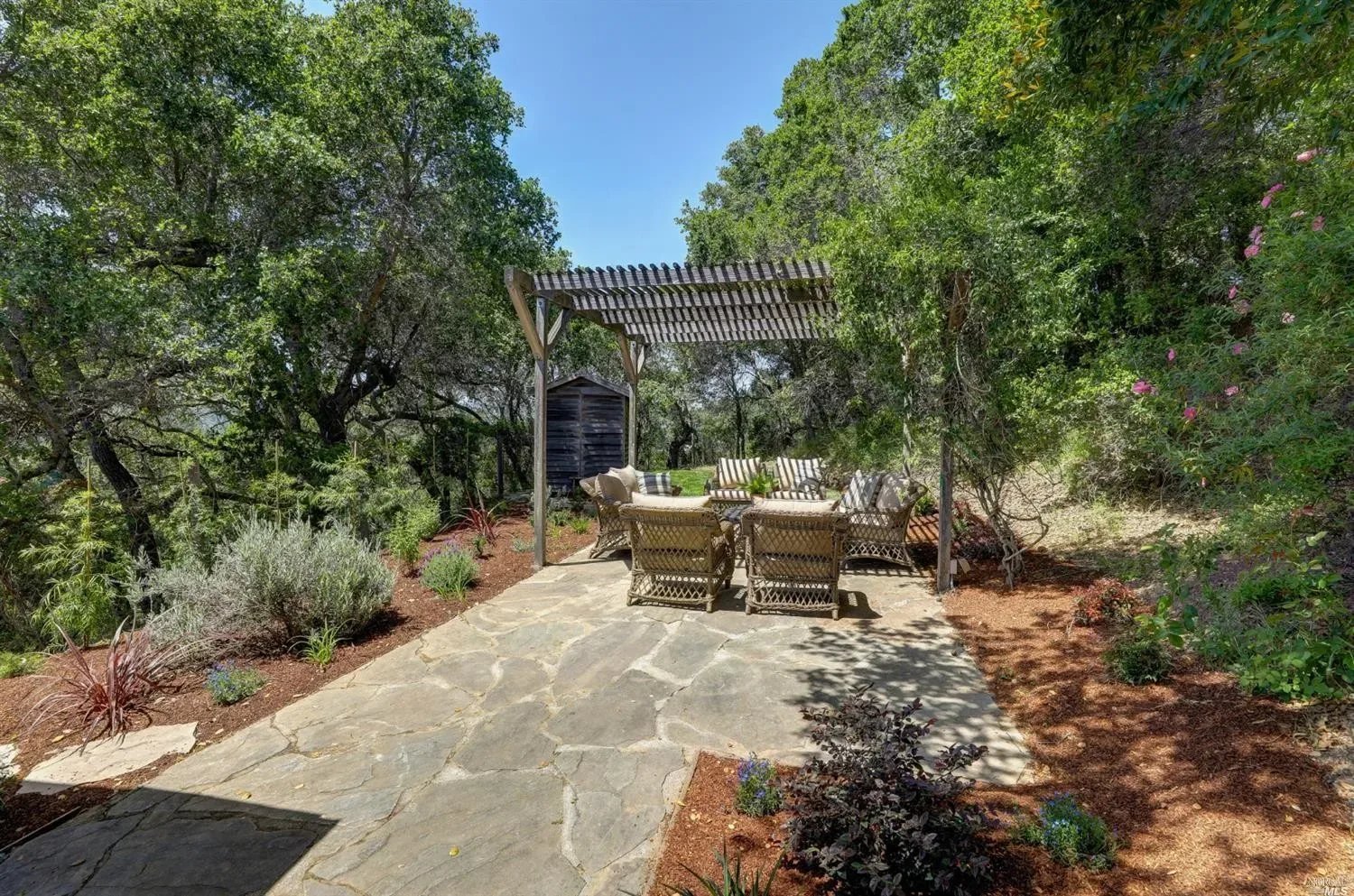116 Winding Way