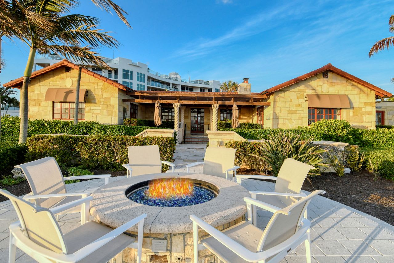 ARIA - Luxury Living on Longboat Key, Florida