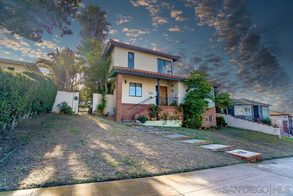 4643 Santa Cruz Ave