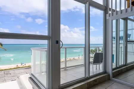 5445 Collins Ave Unit M13 Miami Beach