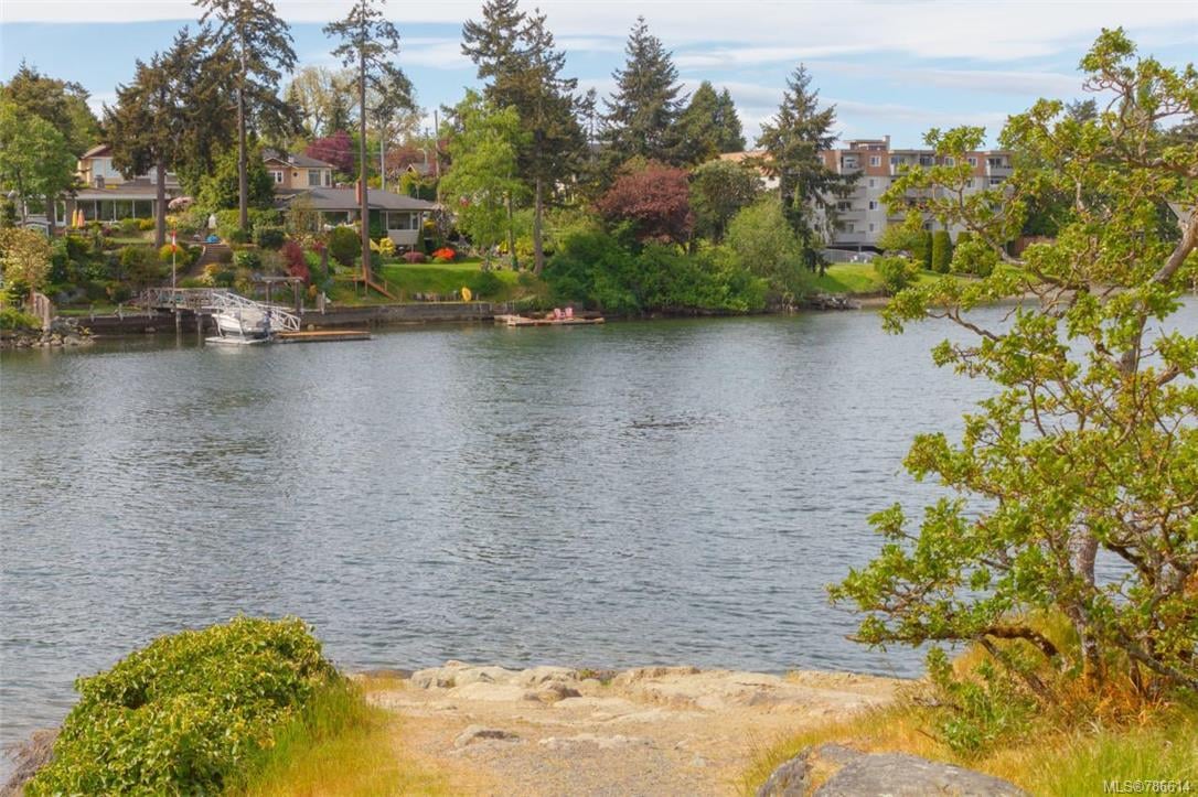 209-75 Gorge Rd