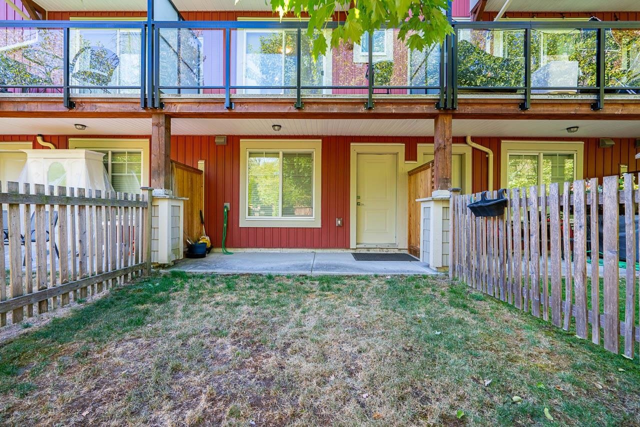 104-20498 82 Ave