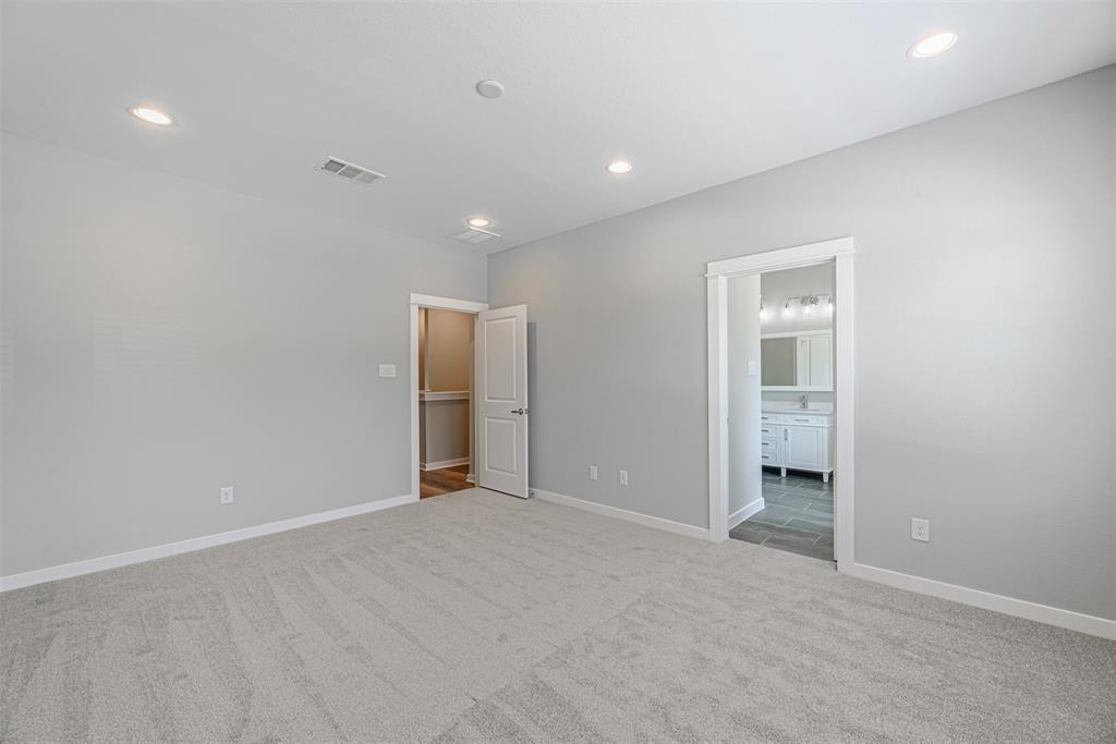 8406 Berry Green Ln