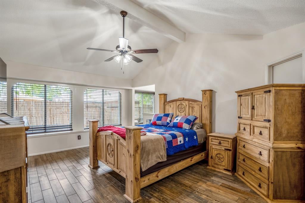7107 FAWN RIVER CIRCLE