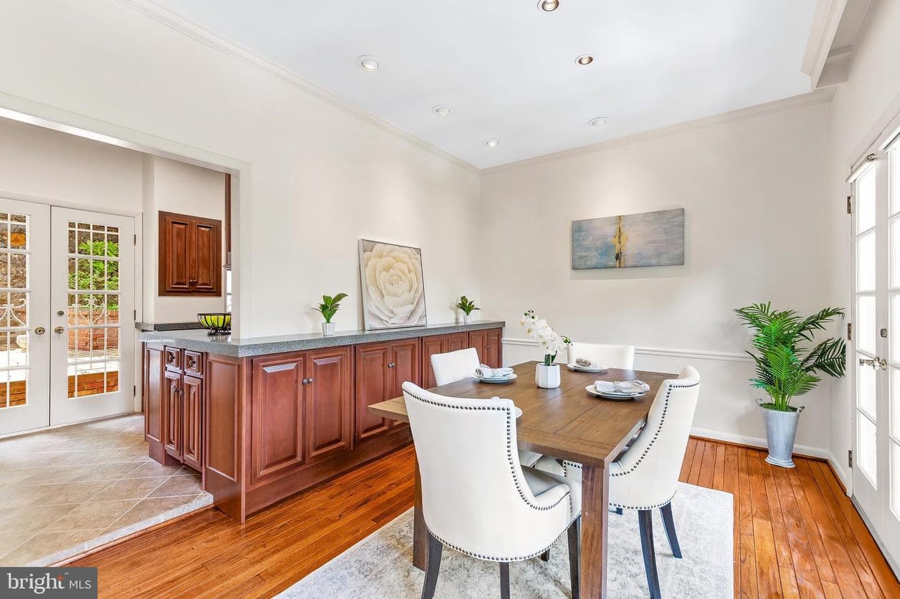 2128 Cathedral Ave NW - Buyer Represented