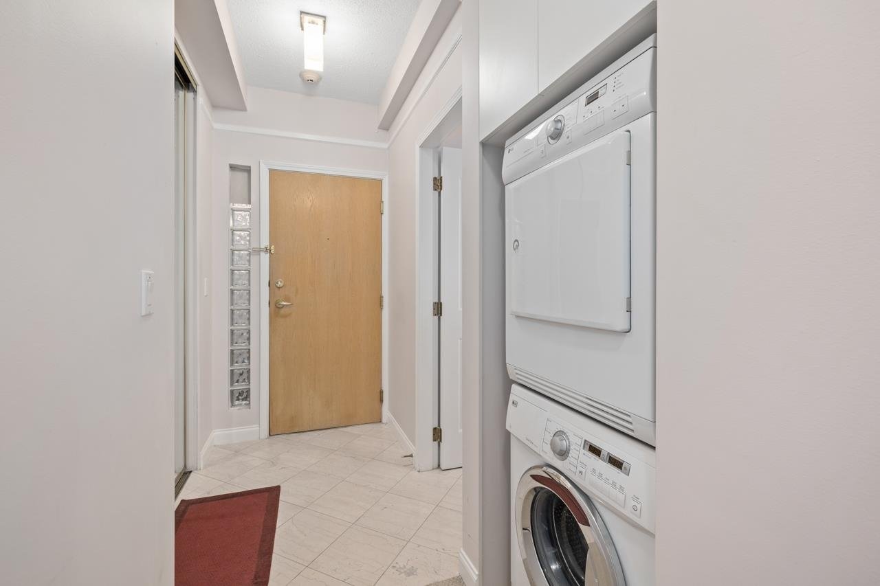 7F-6128 Patterson Ave