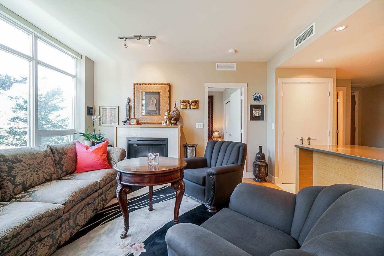803-15152 Russell Ave