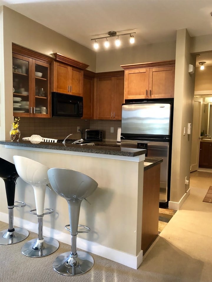 62-7388 Macpherson Ave
